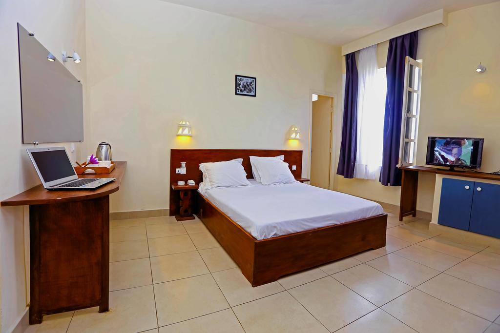 Le Lotus Bleu Hotel อันตานานารีโว ห้อง รูปภาพ