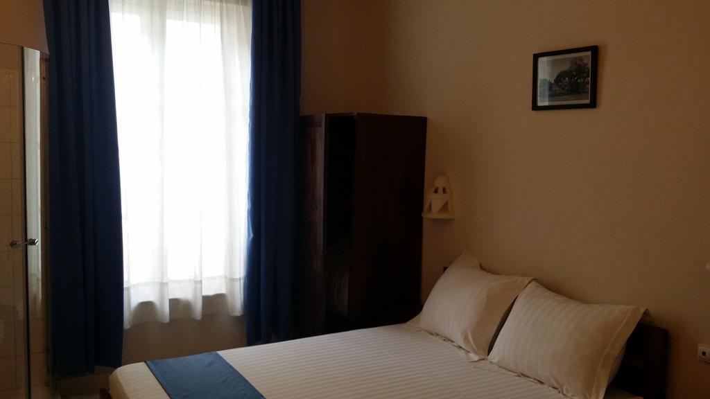 Le Lotus Bleu Hotel อันตานานารีโว ภายนอก รูปภาพ