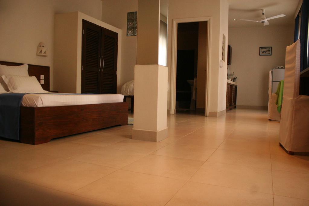 Le Lotus Bleu Hotel อันตานานารีโว ภายนอก รูปภาพ