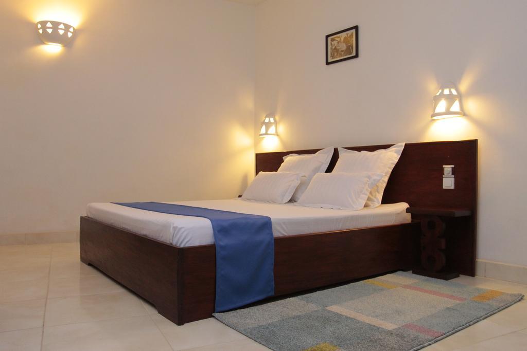 Le Lotus Bleu Hotel อันตานานารีโว ภายนอก รูปภาพ