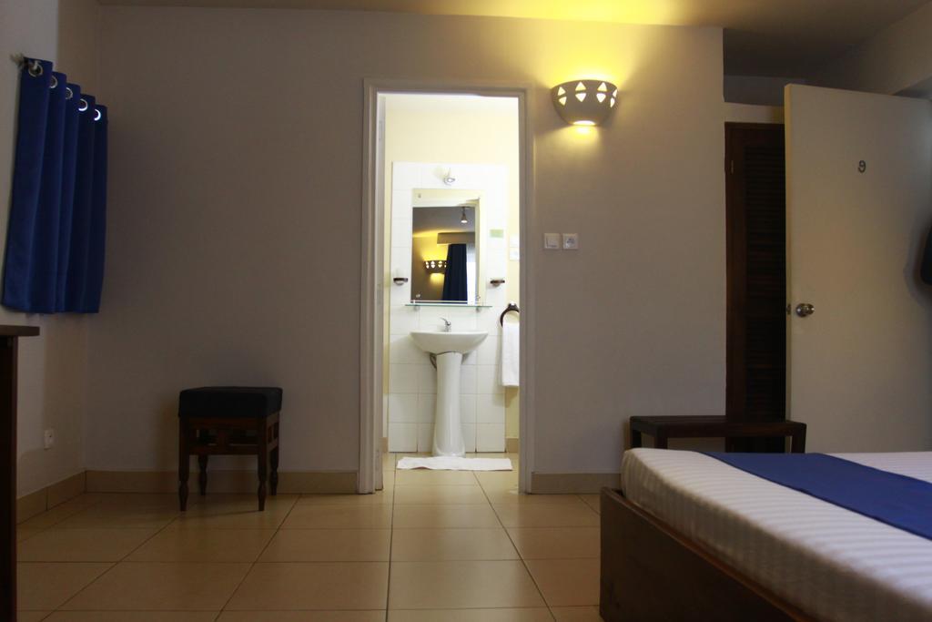 Le Lotus Bleu Hotel อันตานานารีโว ภายนอก รูปภาพ