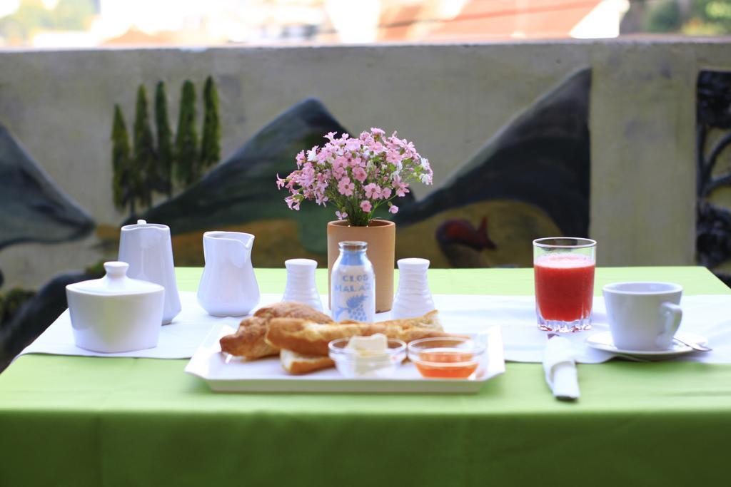Le Lotus Bleu Hotel อันตานานารีโว ภายนอก รูปภาพ